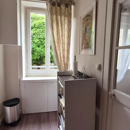 Naoned Station Lejlighed